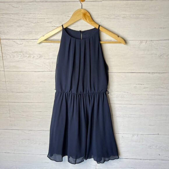 Dress Womens Size XS Navy Chiffon Sleeveless Pleated Lined Cocktail Date Night - Picture 2 of 16